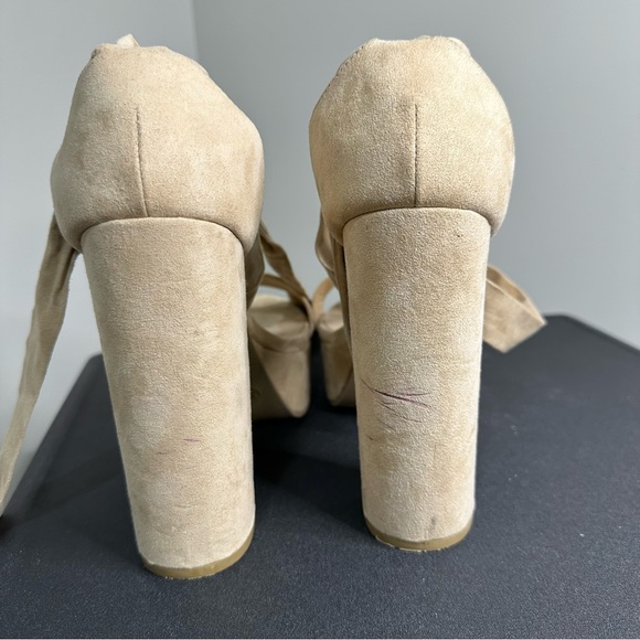 Platform Strappy Heel Sandal Suede Beige Size 10 Fashion Nova Plot Twist Heel - Picture 4 of 5